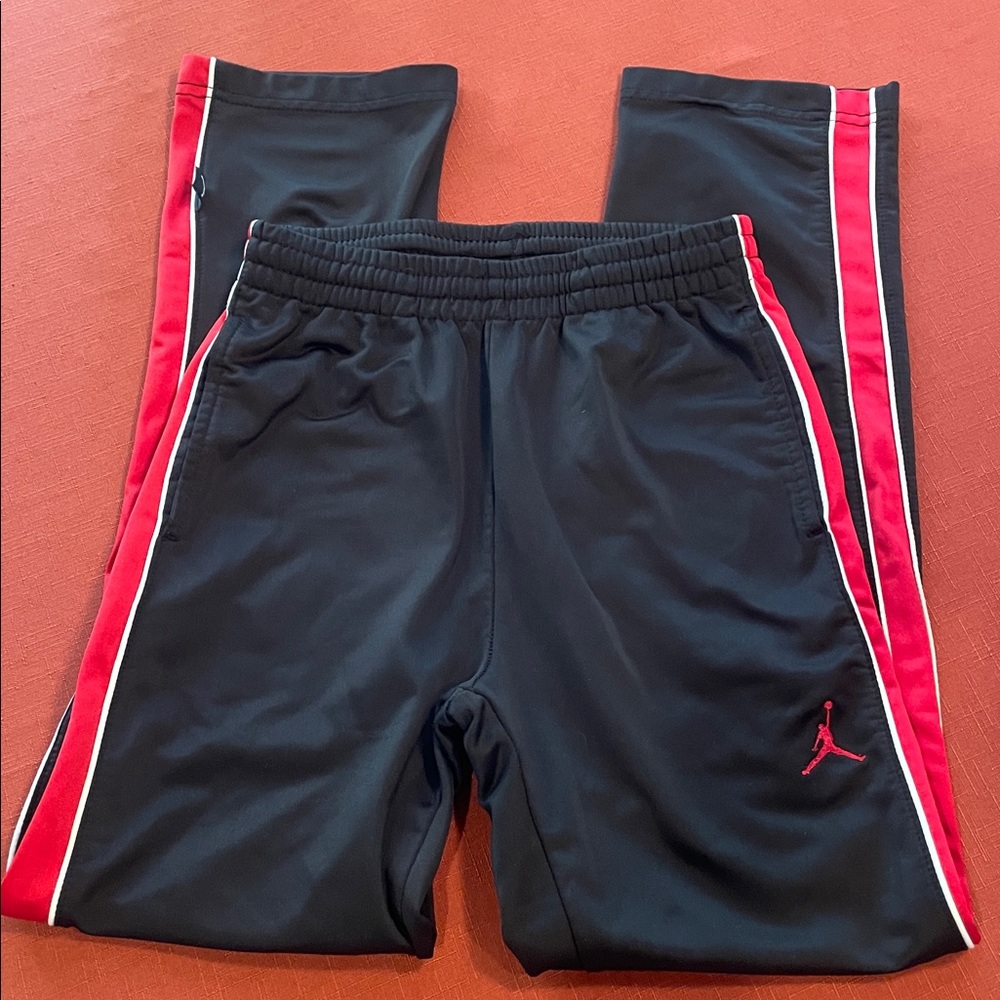 Jordan boys joggers - size small 8/10 - Picture 1 of 16